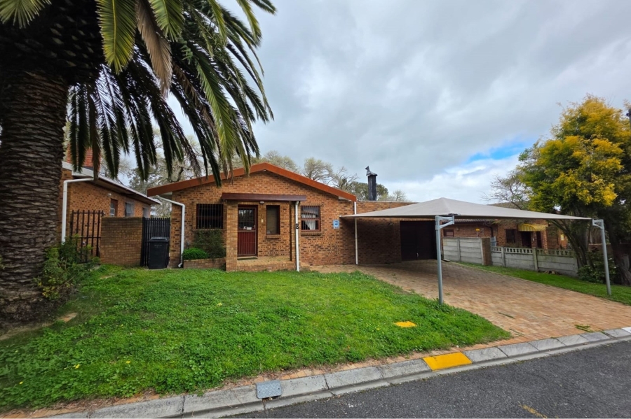 2 Bedroom Property for Sale in Vredekloof Western Cape